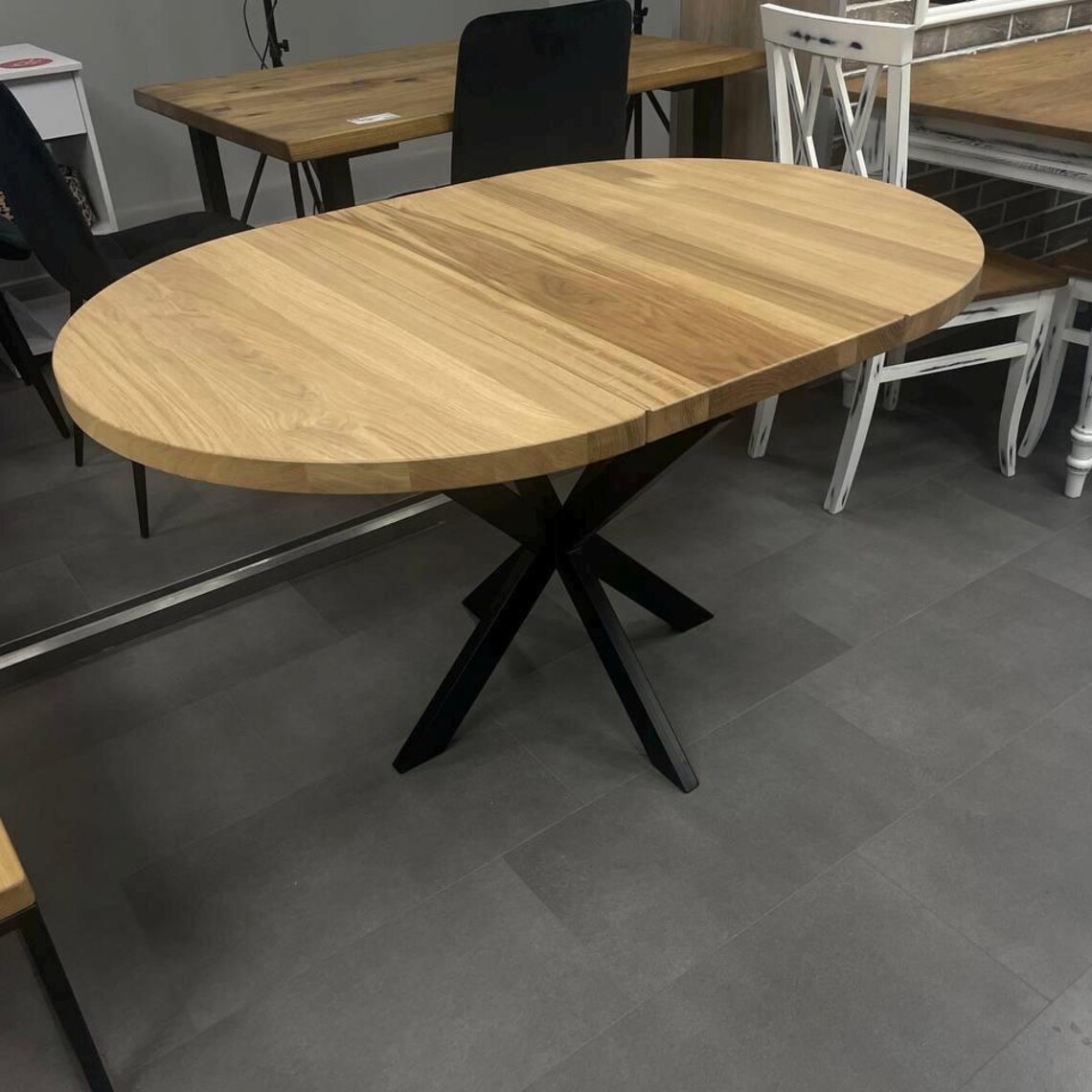 Round Extendable Solid Ash Dining Table with Spider Base