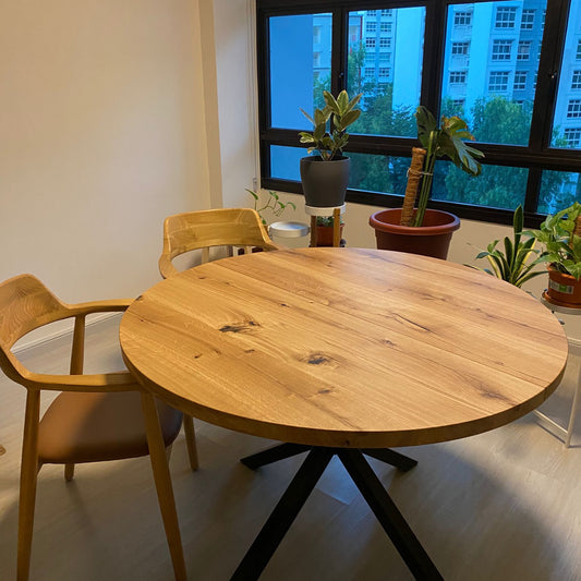 Round Extendable Solid Oak Dining Table with Spider Base