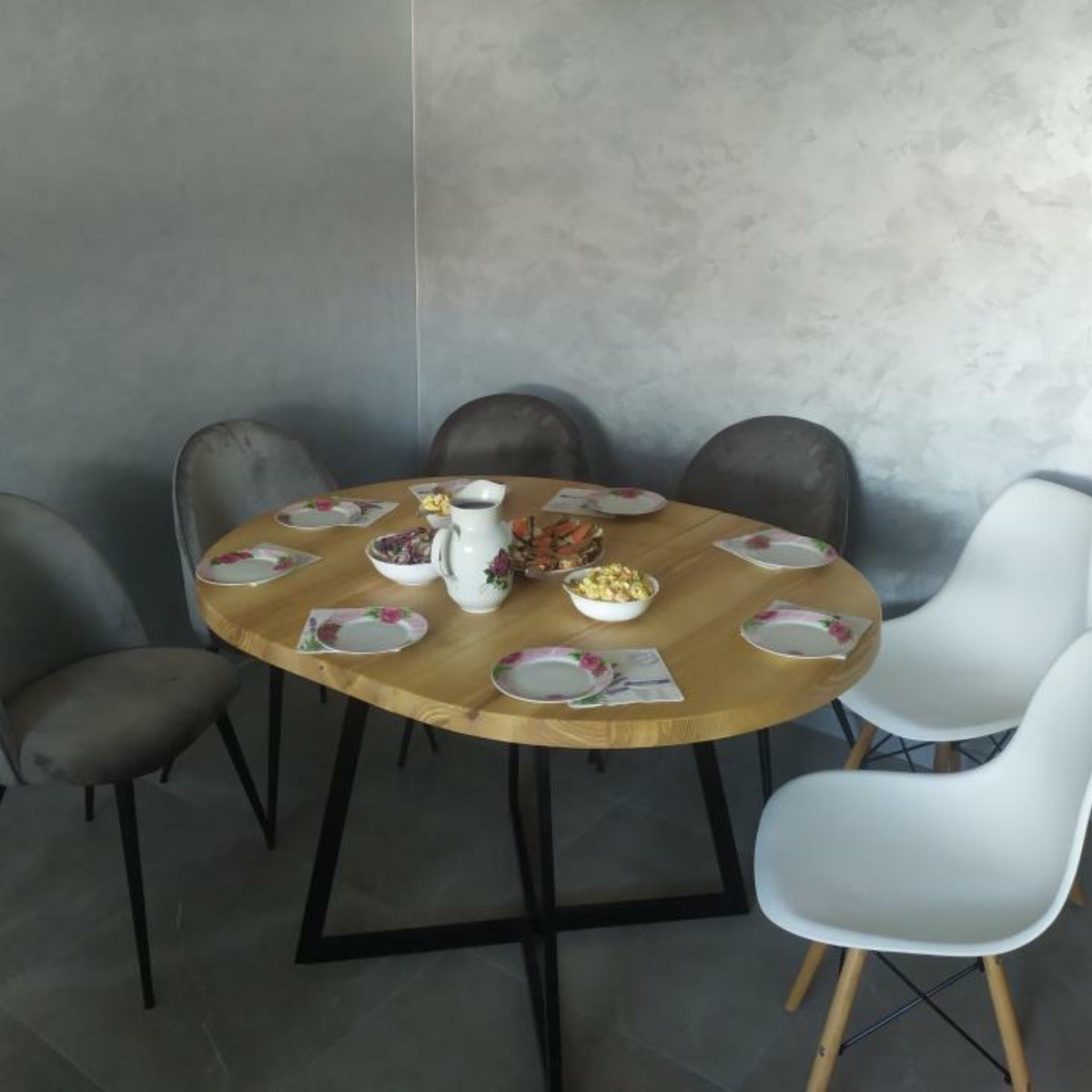 Round Extendable Oak Dining Table with Metal Base